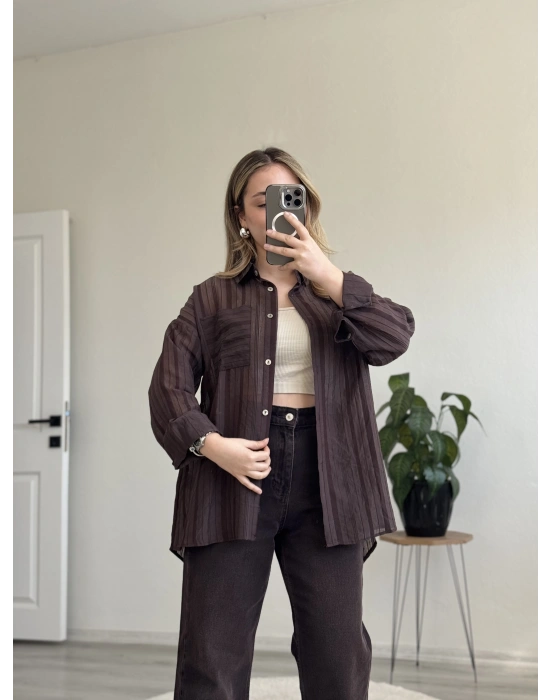 ARKASI DANTEL DETAYLI GÖMLEK