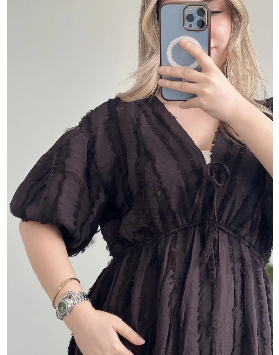 BAĞLAMALI SAÇAKLI ELBİSE