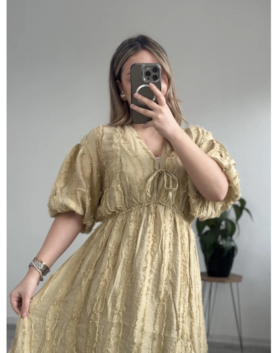 BAĞLAMALI SAÇAKLI ELBİSE