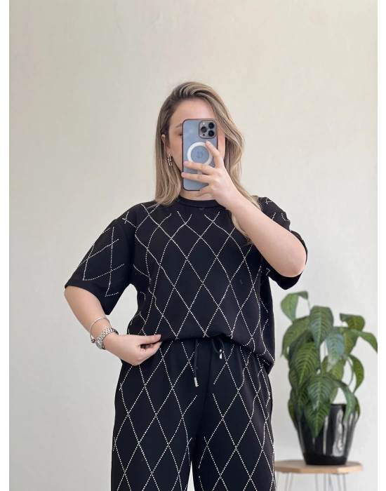 TAŞLI BAKLAVA DESENLİ TAKIM