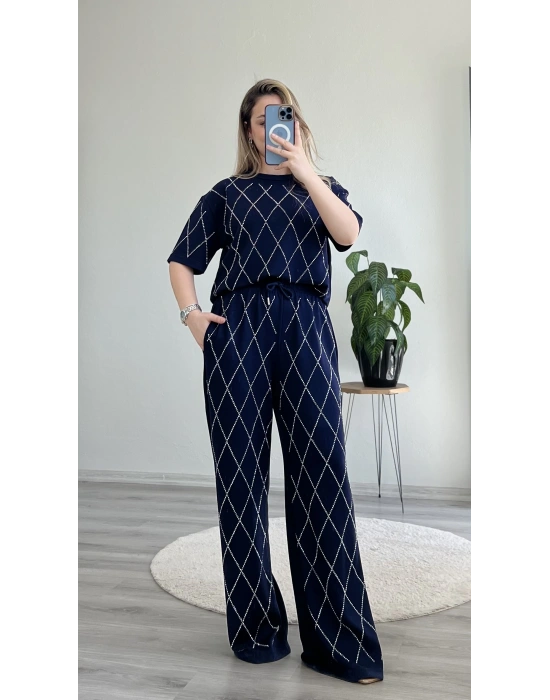 TAŞLI BAKLAVA DESENLİ TAKIM