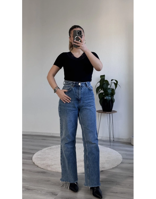 V YAKA DANTEL DETAY YARIM KOL BODY