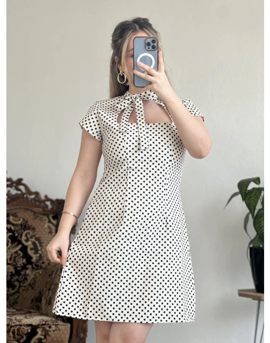 FİYONK BAĞLAMALI PUANTİYELİ ELBİSE