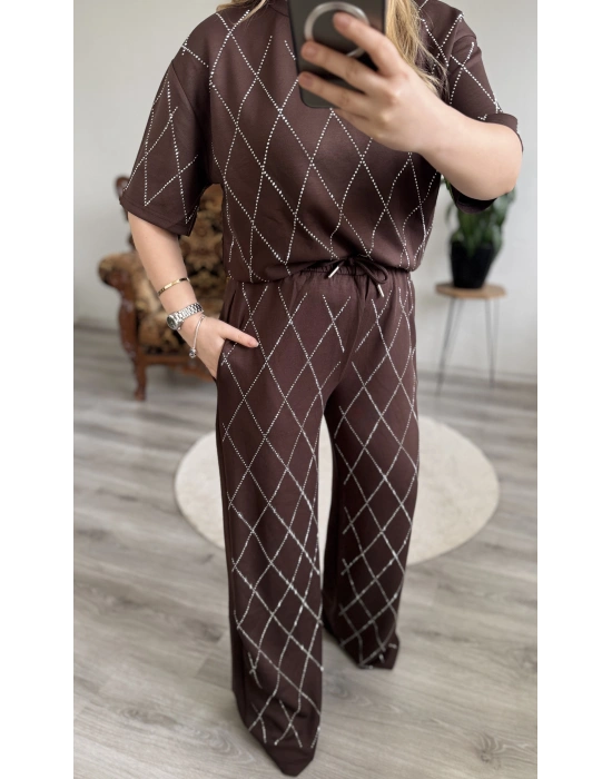 TAŞLI BAKLAVA DESENLİ TAKIM