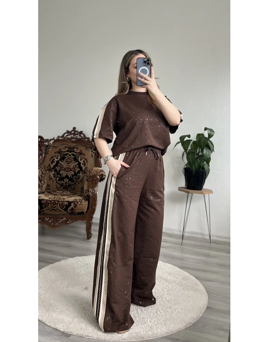 ŞERİT DETAYLI SİMLİ TAKIM