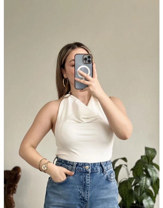 SANDY BOYUNDAN GEÇİRMELİ TOKALI BULUZ