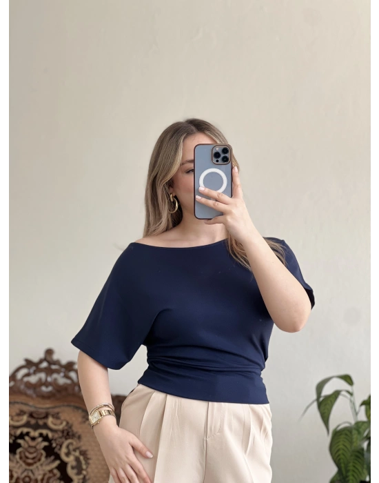 BELDEN OTURTMALI KAYIK YAKA BLUZ