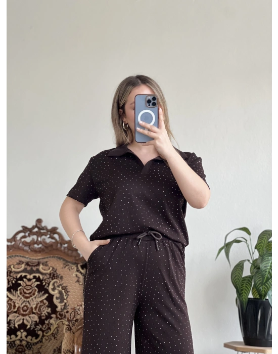 TAŞLI POLO YAKA TAKIM