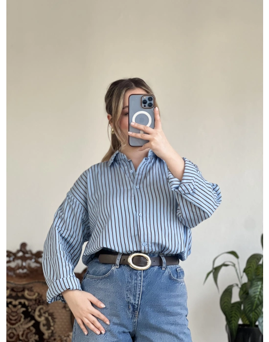 MAVİ ÇİZGİLİ GÖMLEK