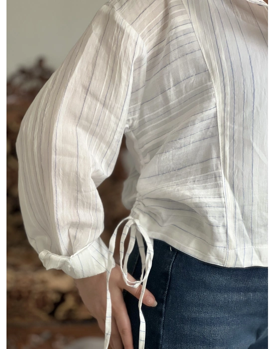 ÇİZGİLİ YANDAN BÜZGÜLÜ GÖMLEK