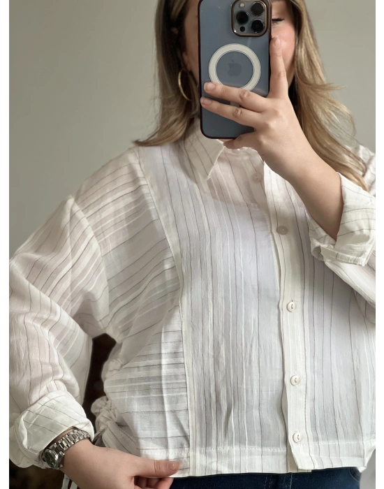 ÇİZGİLİ YANDAN BÜZGÜLÜ GÖMLEK