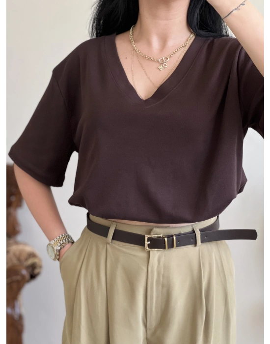 V YAKA BASIC T-SHIRT
