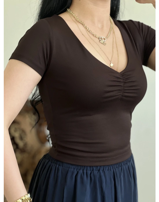 ÖN BÜZGÜLÜ V YAKA CROP