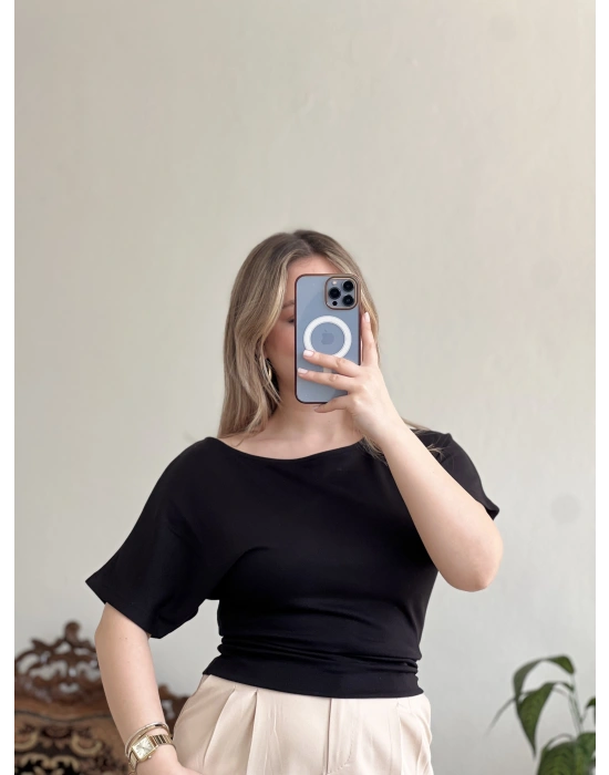 BELDEN OTURTMALI KAYIK YAKA BLUZ