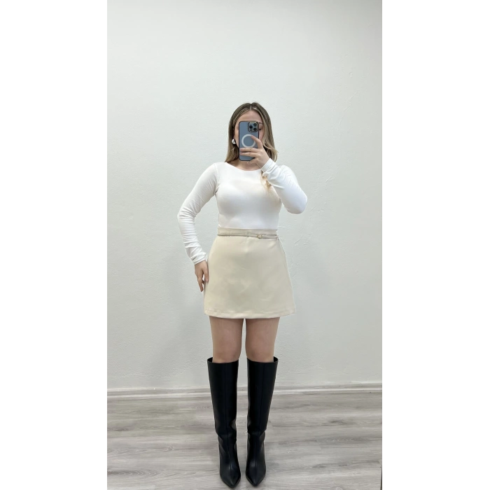 KEMER DETAYLI ŞORT ETEK