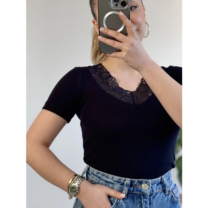 V YAKA DANTEL DETAY YARIM KOL BODY