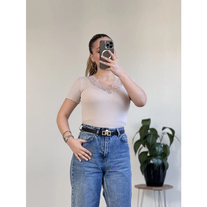 V YAKA DANTEL DETAY YARIM KOL BODY