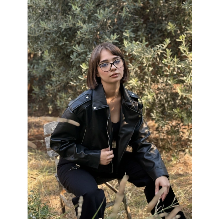 KISA KEMERLİ DERİ CEKET