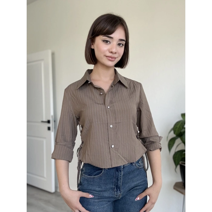 ÇİZGİLİ YAN BÜZGÜLÜ GÖMLEK
