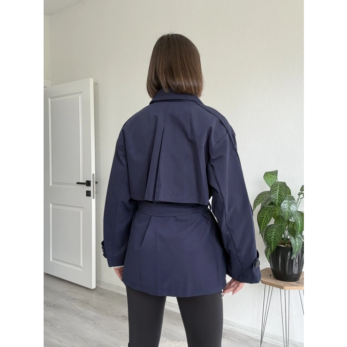 KISA TRENÇKOT
