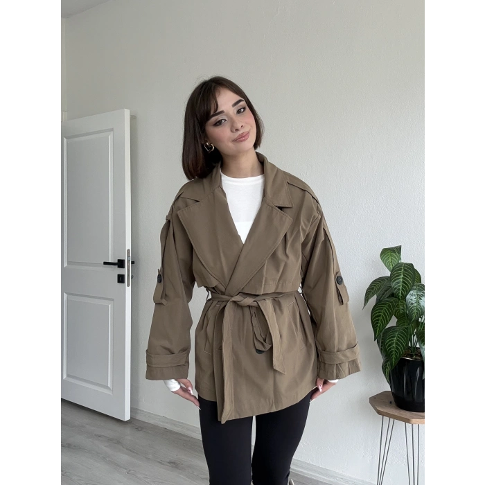 KISA TRENÇKOT
