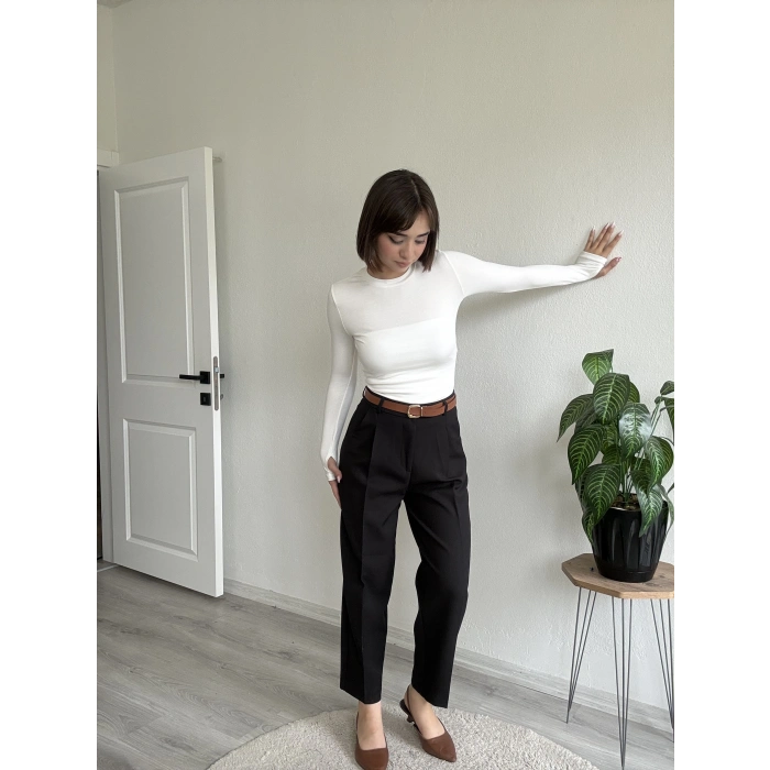 KAROL KEMERLİ HAVUÇ KESİM PANTOLON