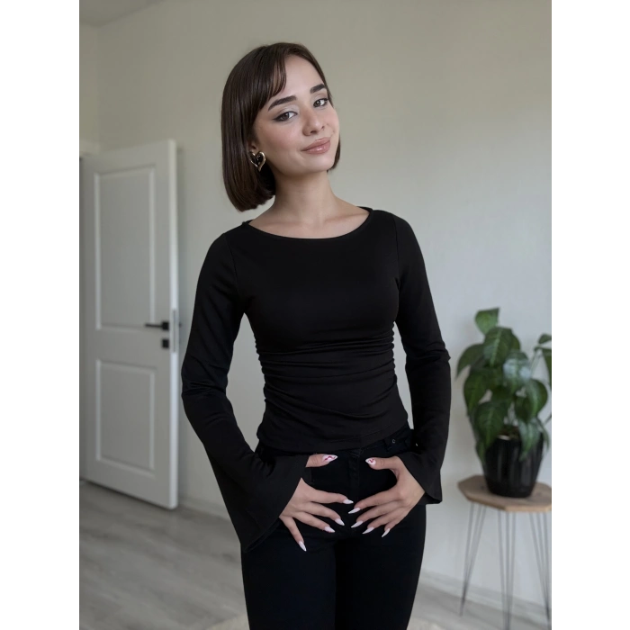 YAN BÜZGÜ KAYIK YAKA BLUZ