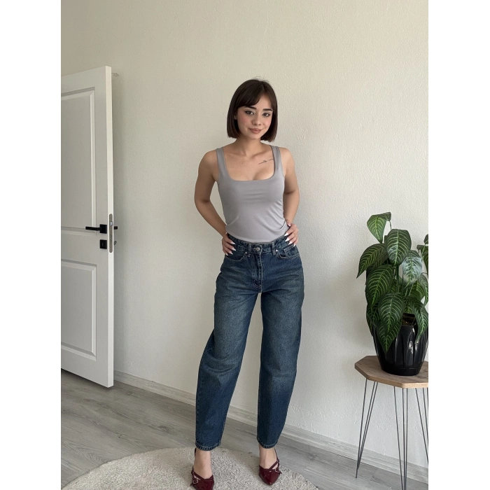 BARREL JEAN