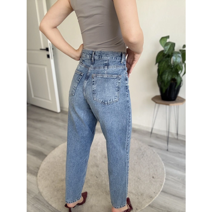 BARREL JEAN