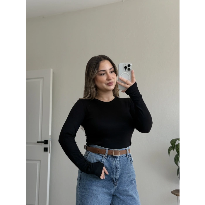 PARMAK GEÇMELİ YUVARLAK YAKA BODY