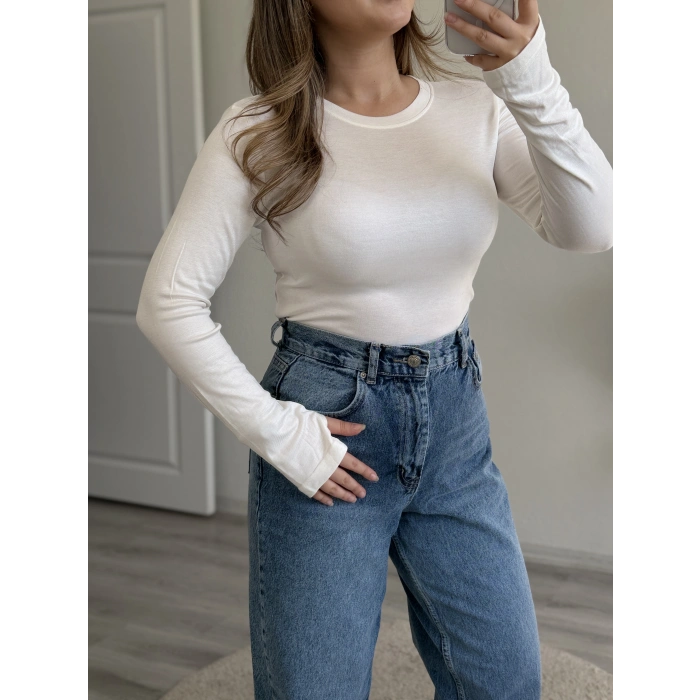 PARMAK GEÇMELİ YUVARLAK YAKA BODY