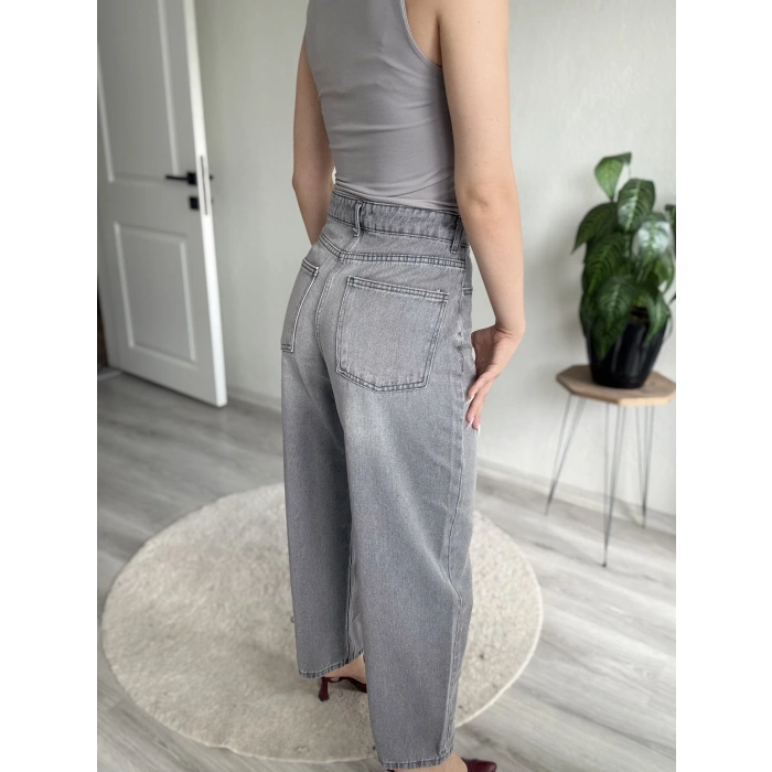 BARREL JEAN