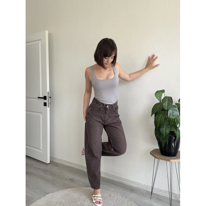BARREL JEAN