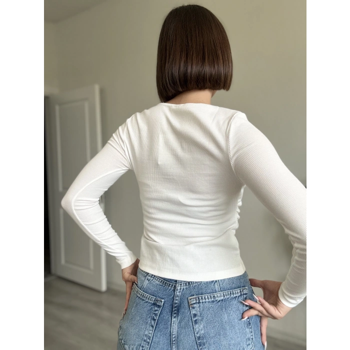 DÜĞMELİ V YAKA BODY