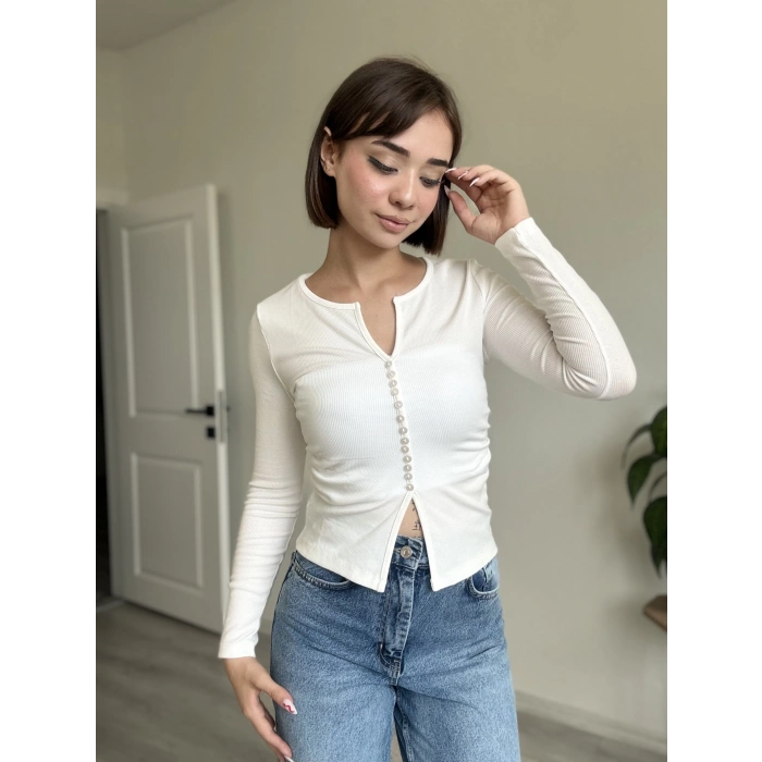 DÜĞMELİ V YAKA BODY