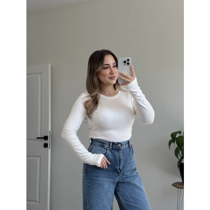 PARMAK GEÇMELİ YUVARLAK YAKA BODY