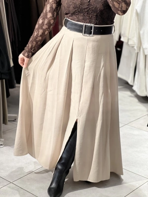 KEMERLİ ÖN YIRTMAÇ DETAY ETEK