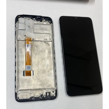 Realme 5i Çıtalı Lcd Dokunmatik Ekran RMX2030, RMX2032