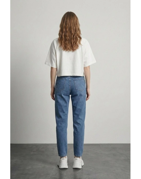 Ekru Aplike Detaylı T-shirt