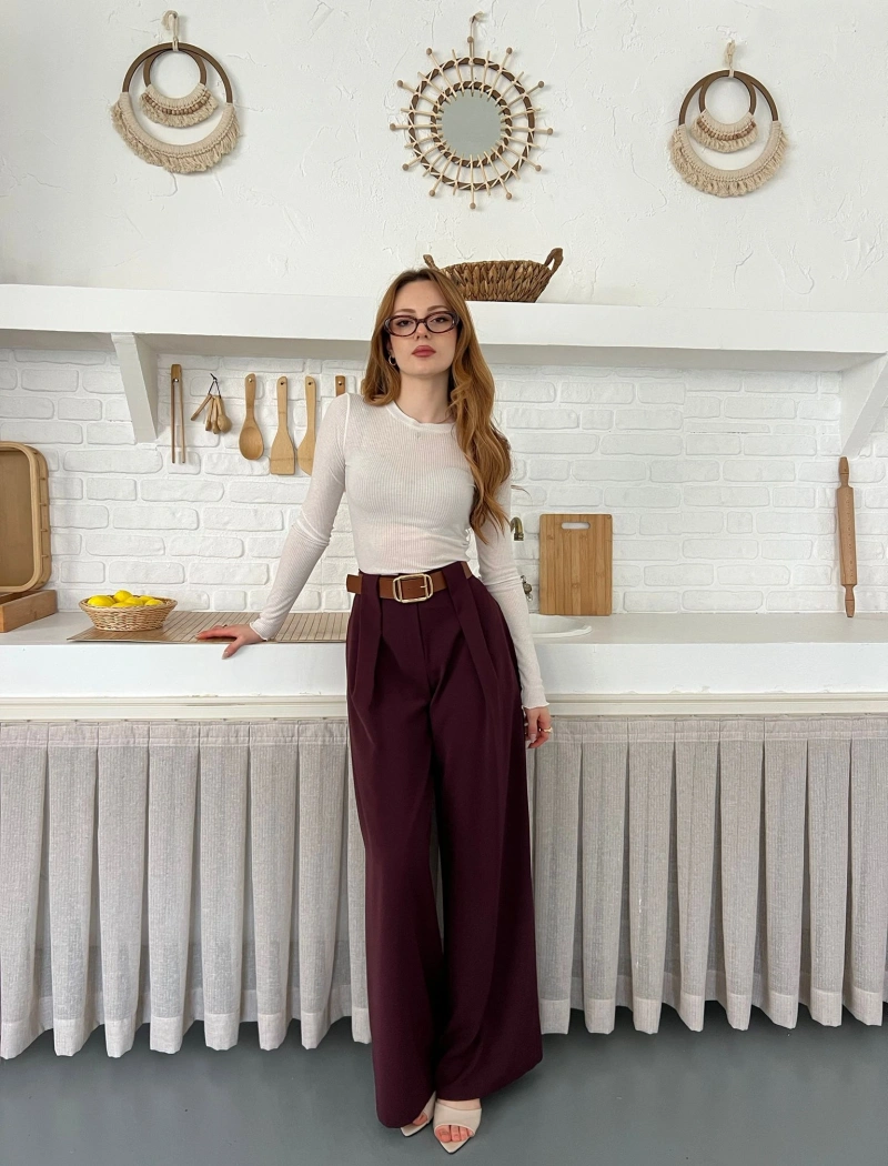 Pile Detaylı Kemerli Bol Paça Pantolon Bordo