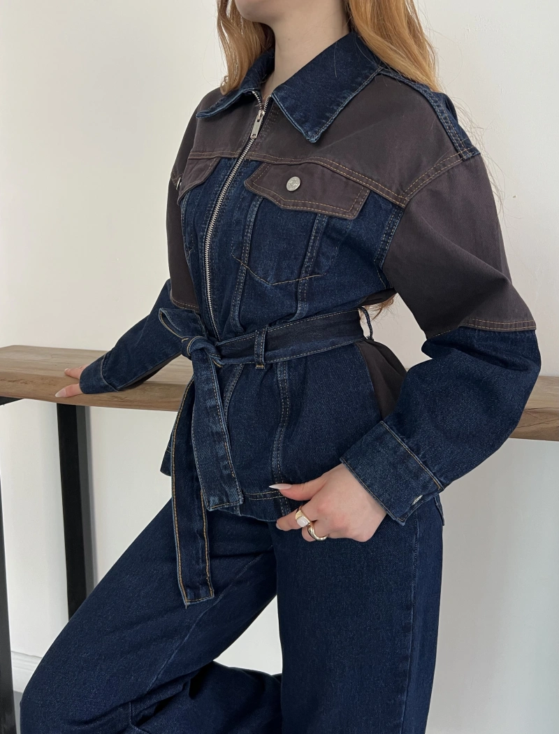 Bel Kuşaklı Fermuar Detaylı Denim Takım