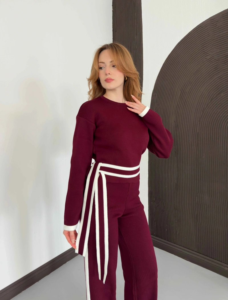 Bel Bağlama Detaylı Yan Şeritli Triko Takım Bordo