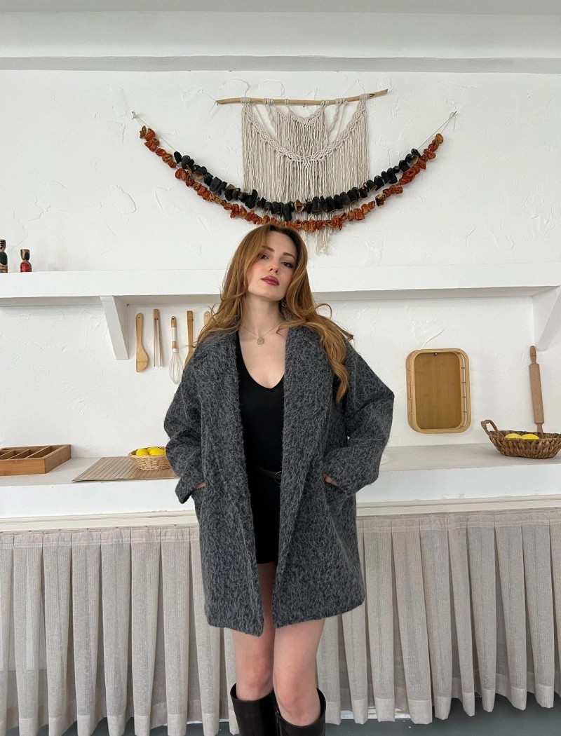 Buklet Dokulu Tek Düğme Detay Kaban Antrasit