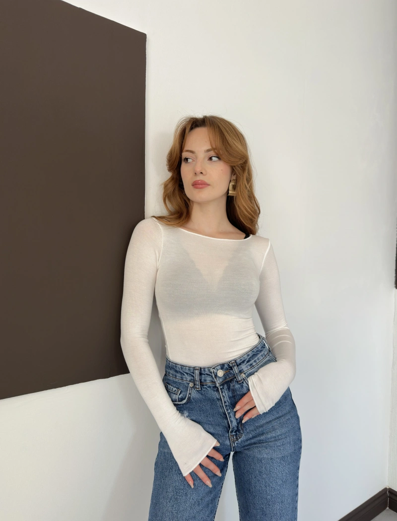 Kayık Yaka Transparan Bluz Ekru