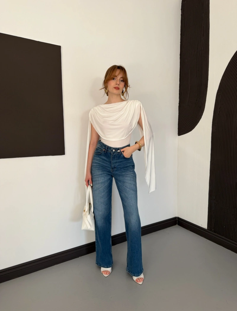 Pelerin Detaylı Body Suit Beyaz
