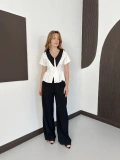 Kontrast Yaka Peplum Detaylı Bluz Beyaz