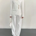 Düğme Detaylı Doublu Kumaş Tasarım Takım Beyaz