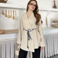 Kruvaze Yaka Bel Kuşaklı Tasarım Bluz Bej