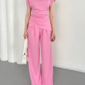 Omuz Vatkalı Asimetrik Kesim Takım Pembe