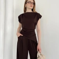Omuz Vatkalı Asimetrik Kesim Takım Kahve